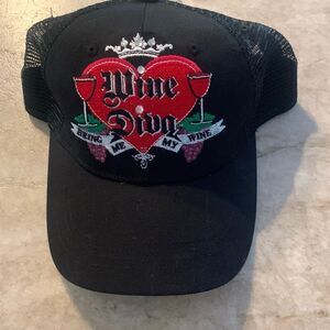 NWT Wine Diva Hat